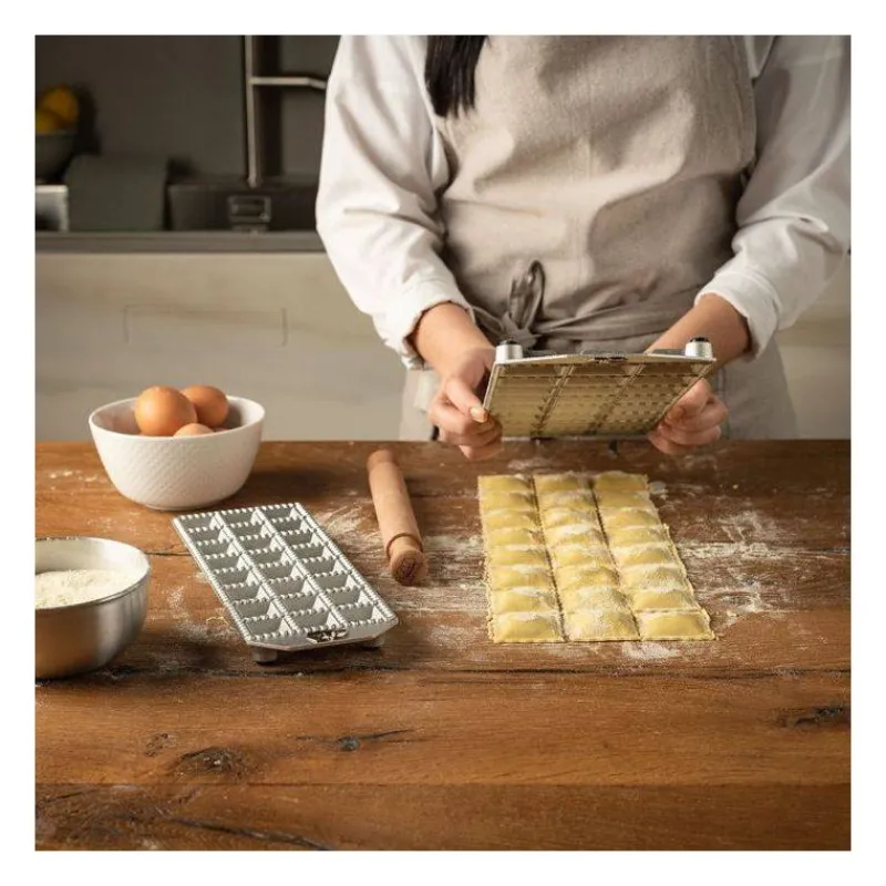 Préparer Les Pâtes-MARCATO Plaque pour raviolis carrés x 24 + Rouleau Argent
